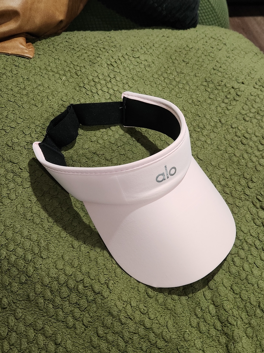 ALO Yoga Light Pink Visor with Silver Logo